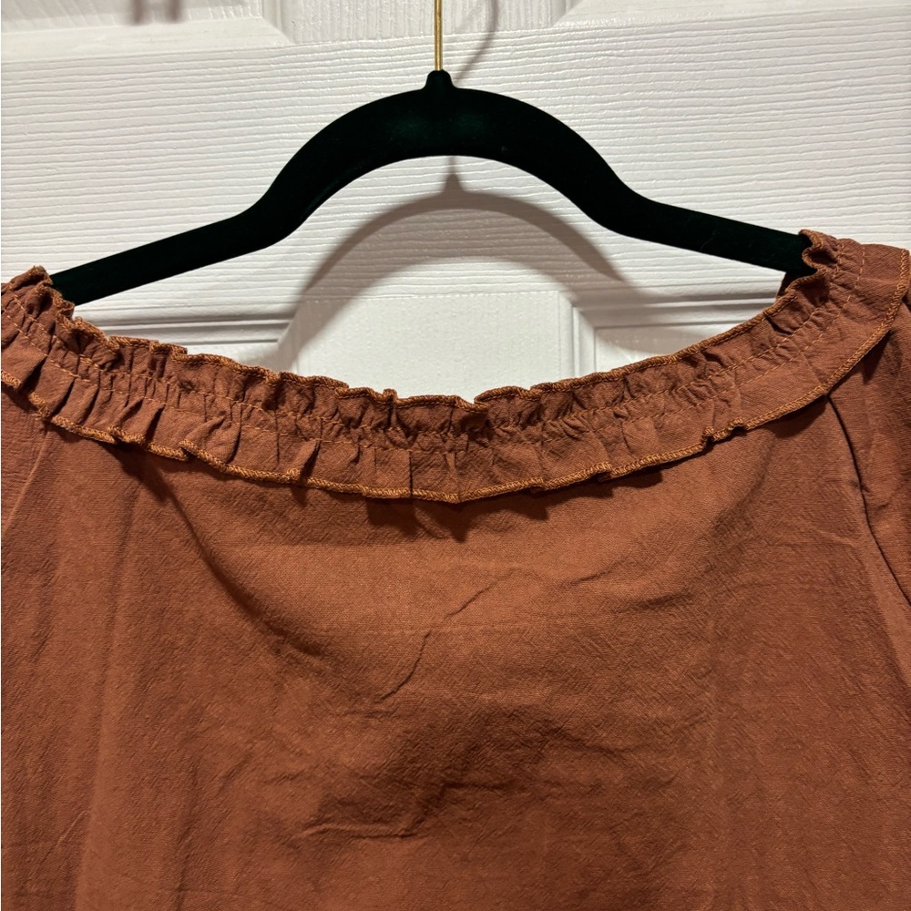 NWOT Women's Ruffled Brown Top - Picture 5 of 11